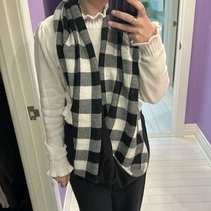 Black and White Checkered scarf